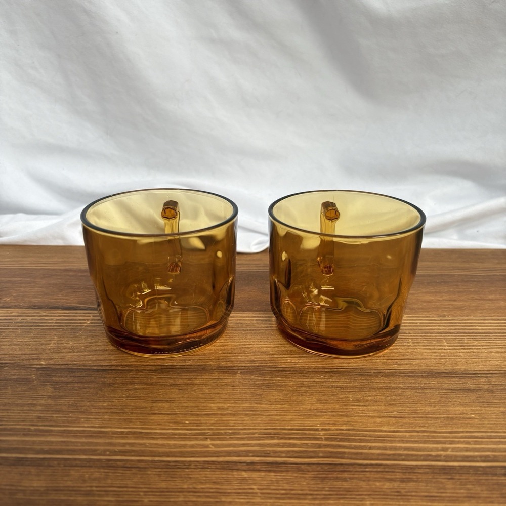 Set of 2 Arcoroc France Amber Glass Coffee Mugs Square Handle Vintage Cups - Picture 2 of 6